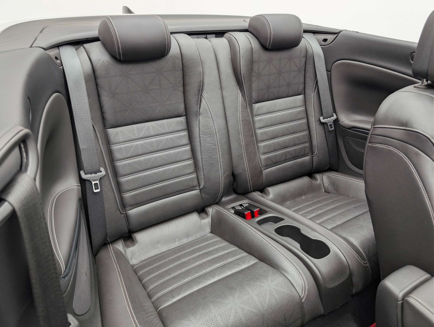 Used Vauxhall Cascada 2017 for sale - 77989967: Photo 31