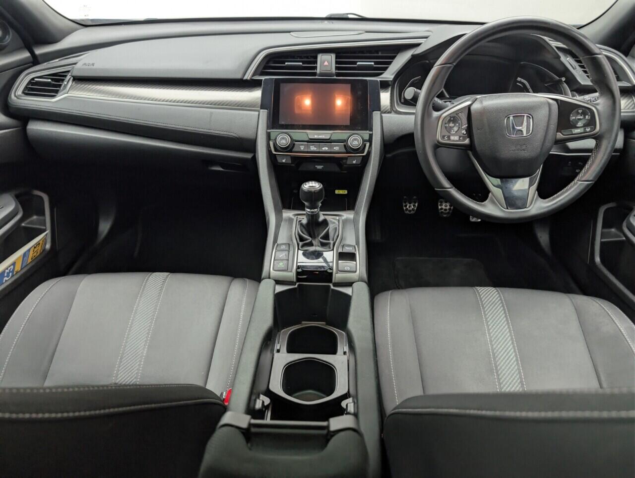 Used Honda Civic 2018 for sale - 77683703: Photo 21