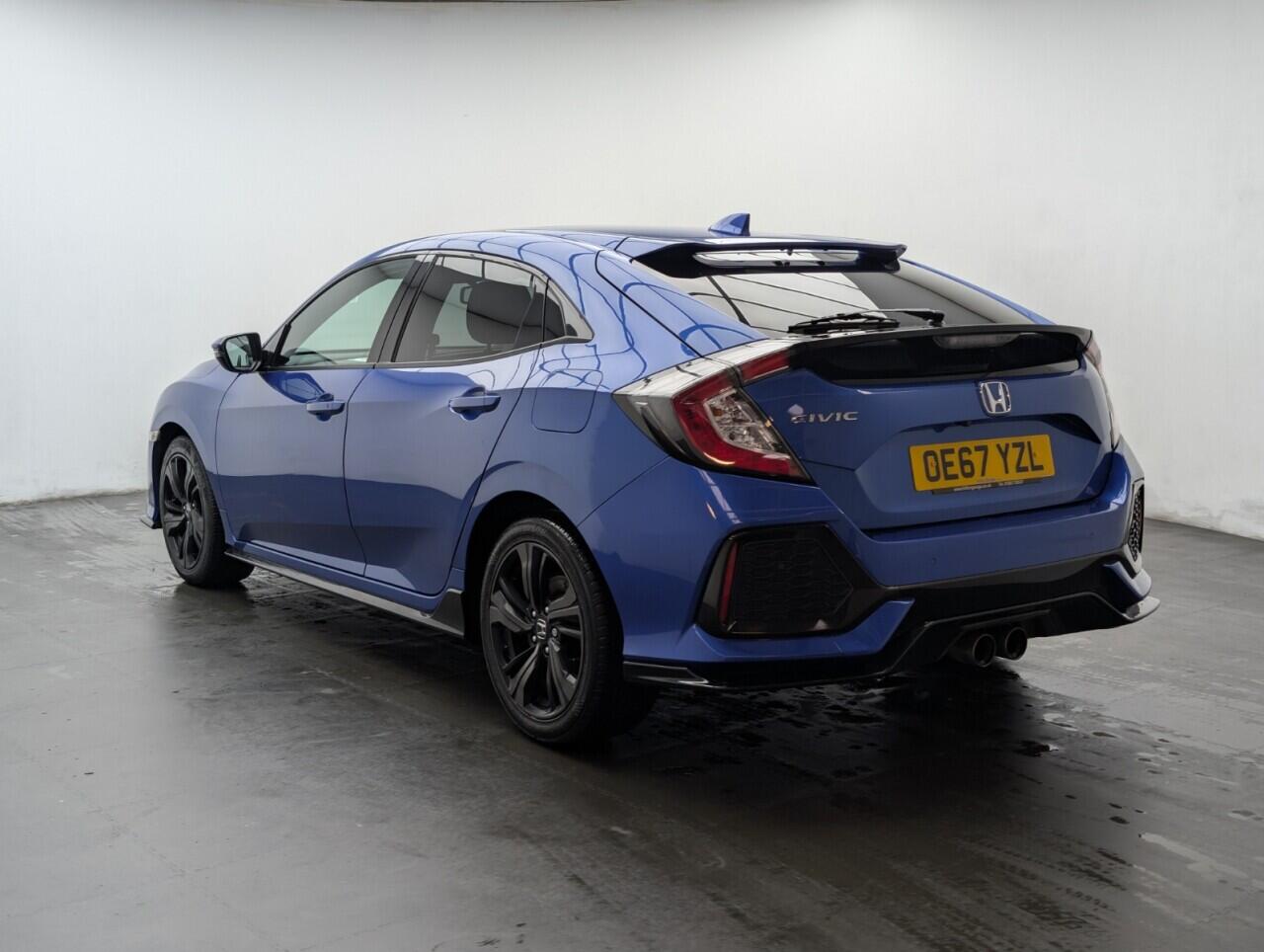 Used Honda Civic 2018 for sale - 77683703: Photo 6