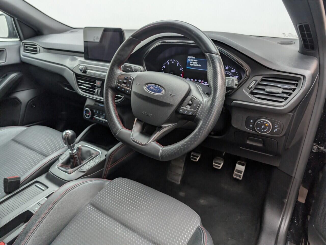 Used Ford Focus 2020 for sale - 76657571: Photo 11