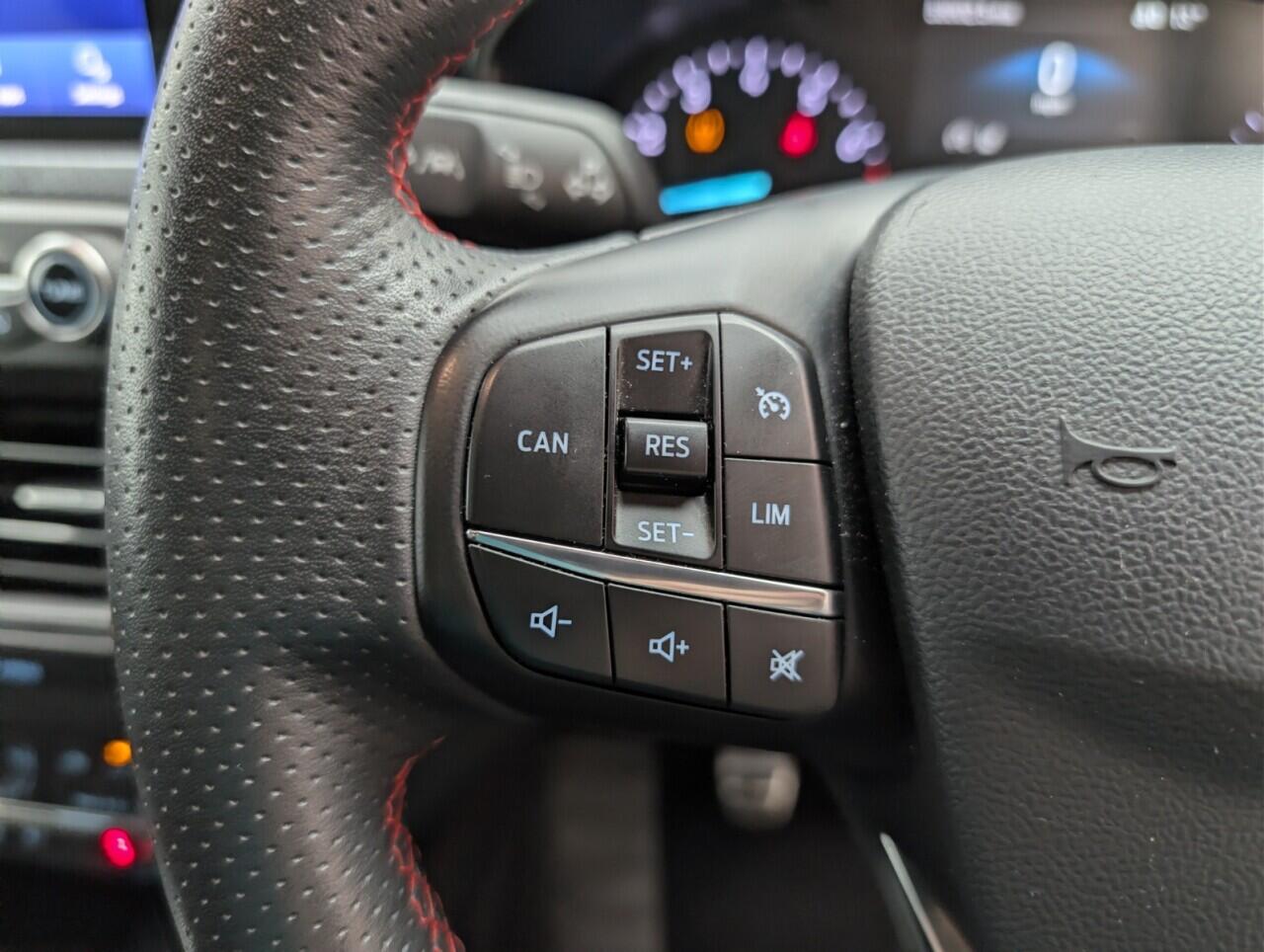 Used Ford Focus 2020 for sale - 76657571: Photo 19