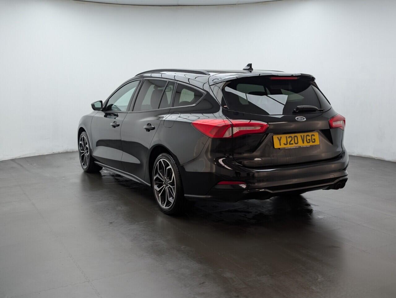 Used Ford Focus 2020 for sale - 76657571: Photo 6