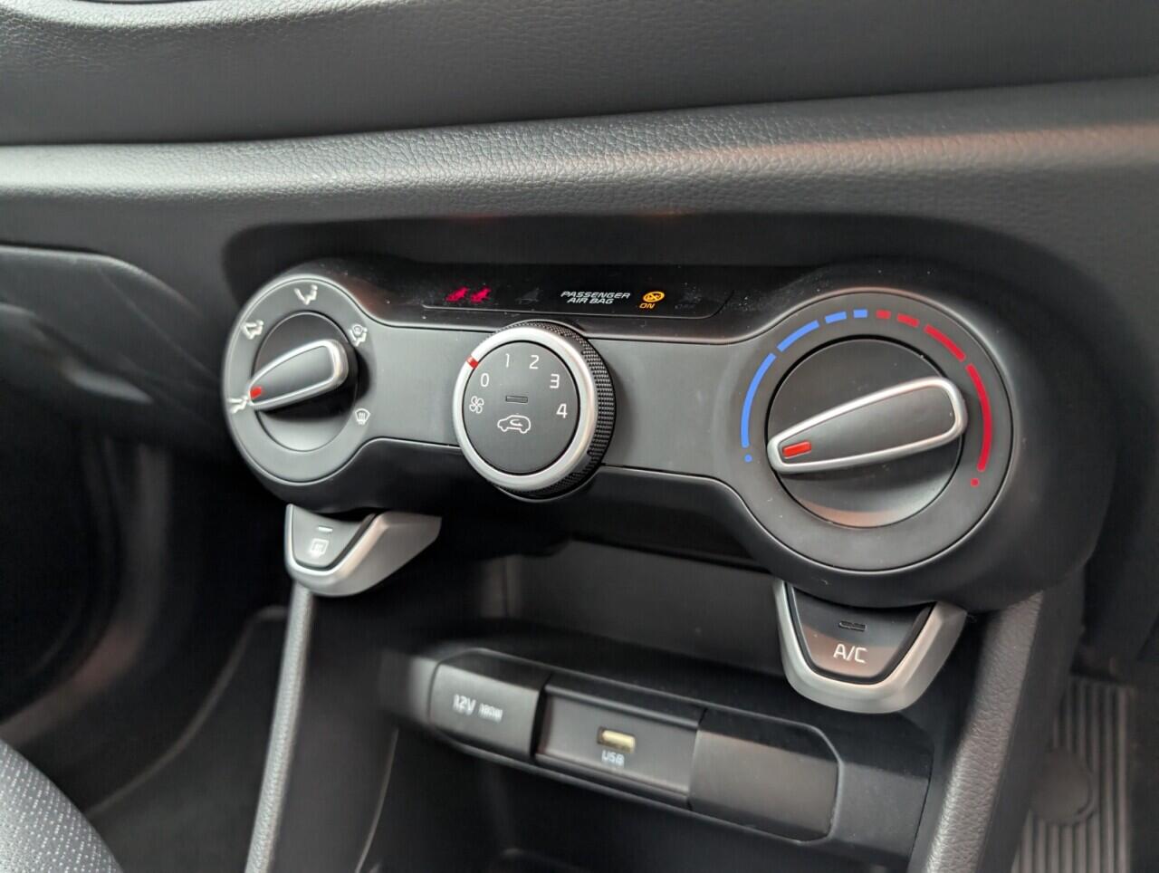 Used Kia Picanto 2022 for sale - 76422812: Photo 15