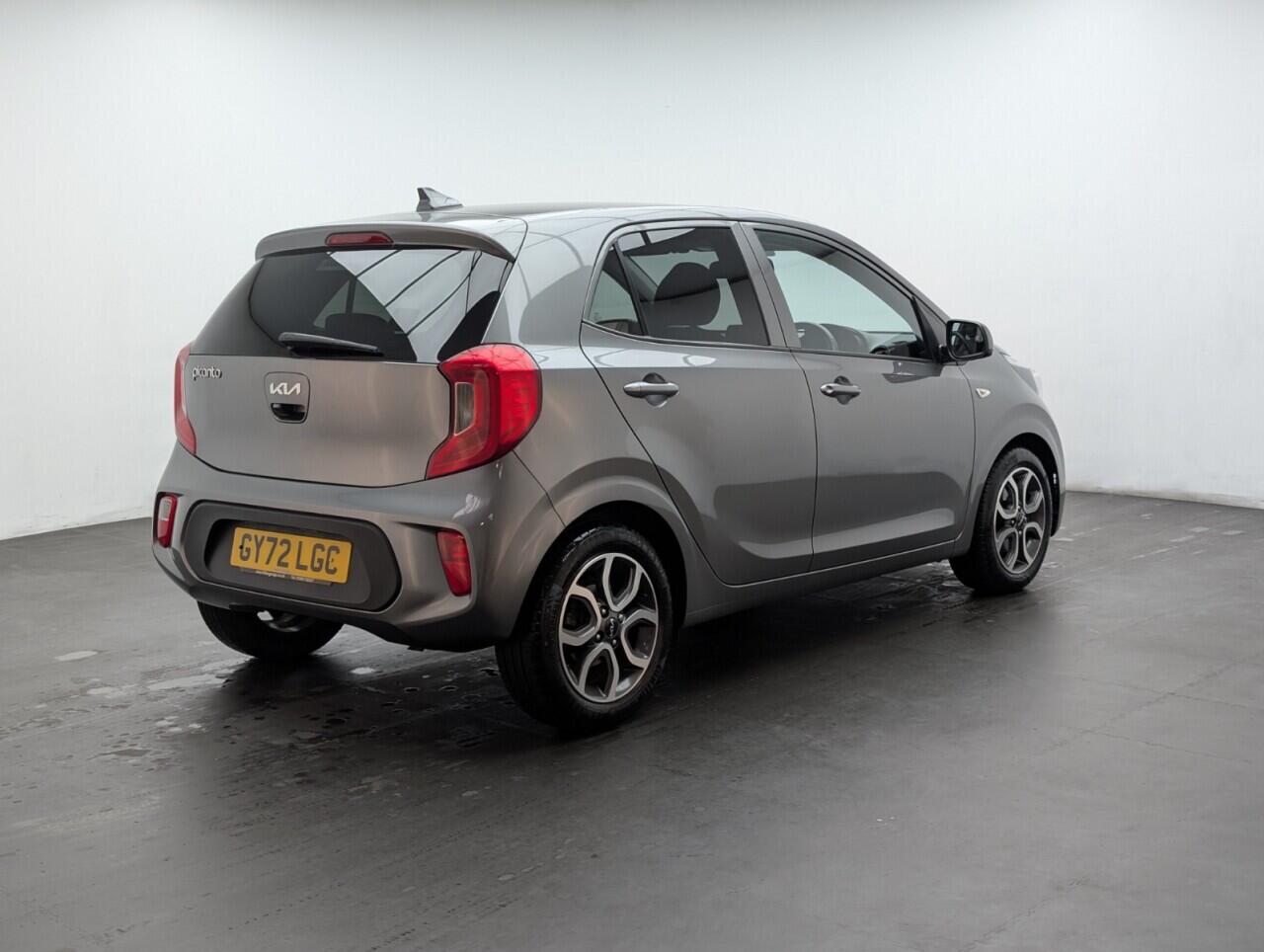 Used Kia Picanto 2022 for sale - 76422812: Photo 8