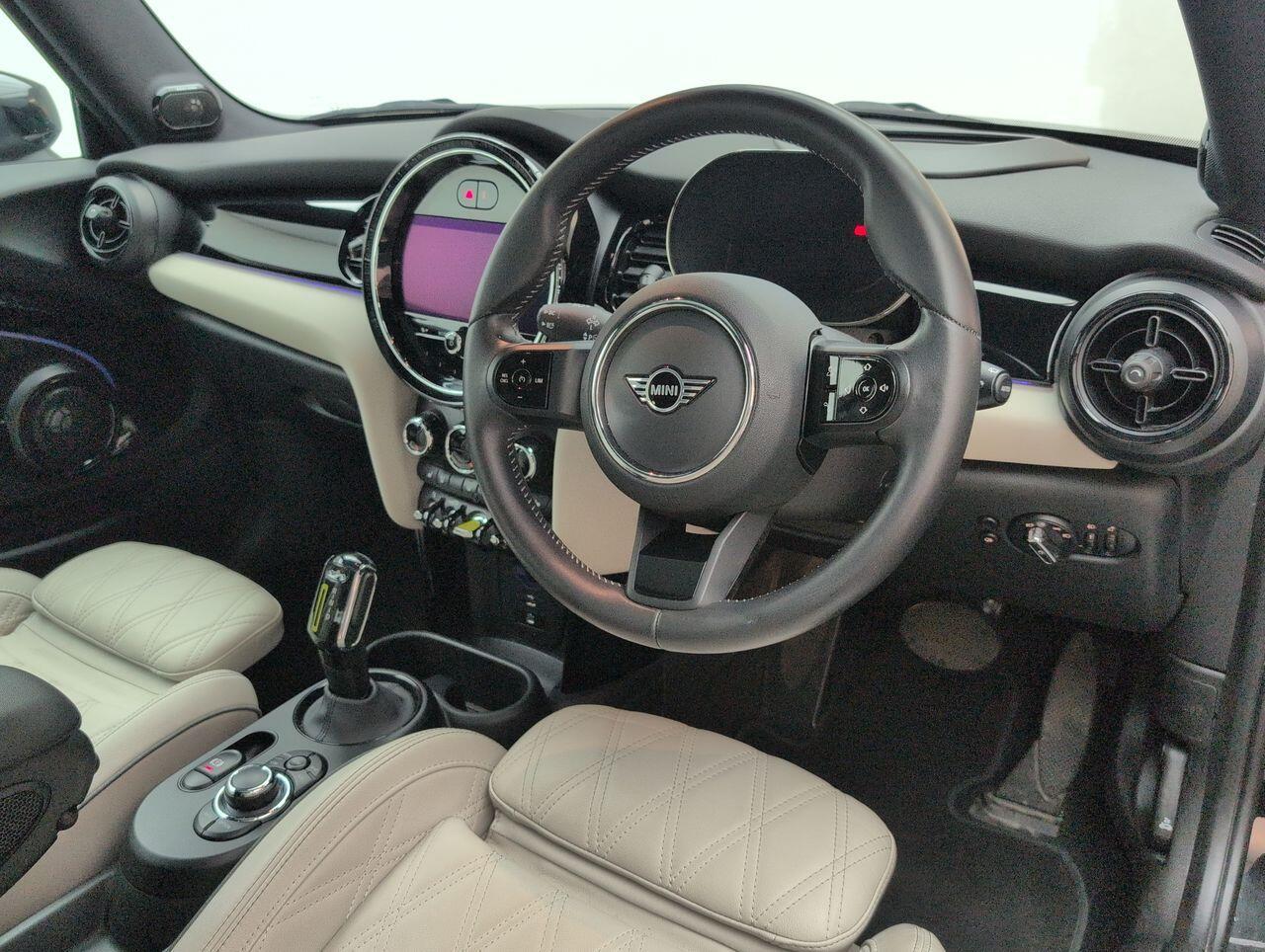 Used MINI Electric Hatch 2023 for sale - 76423811: Photo 11