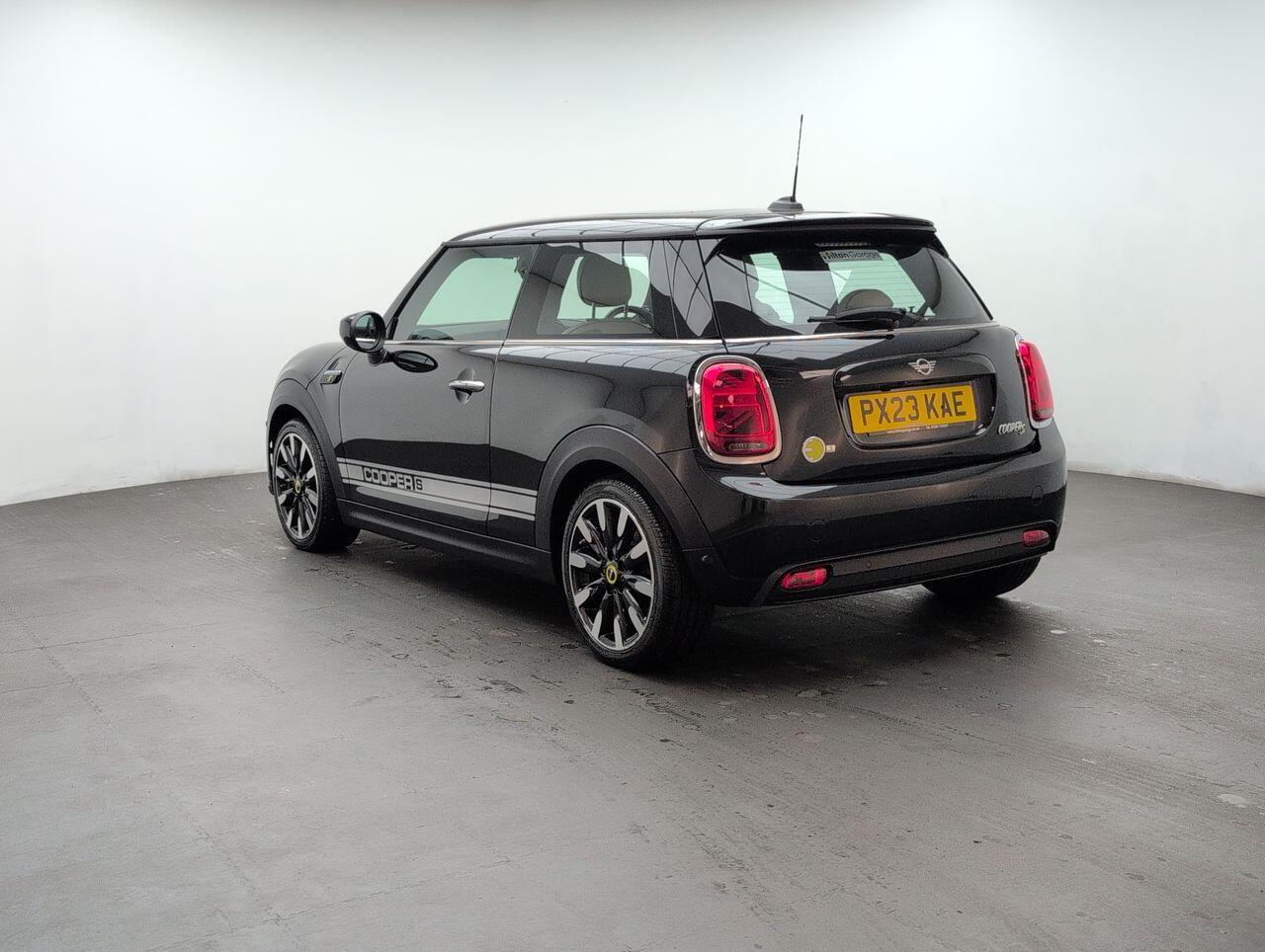 Used MINI Electric Hatch 2023 for sale - 76423811: Photo 6