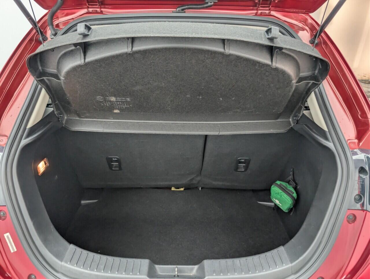 Used Mazda Mazda2 2019 for sale - 76612823: Photo 23