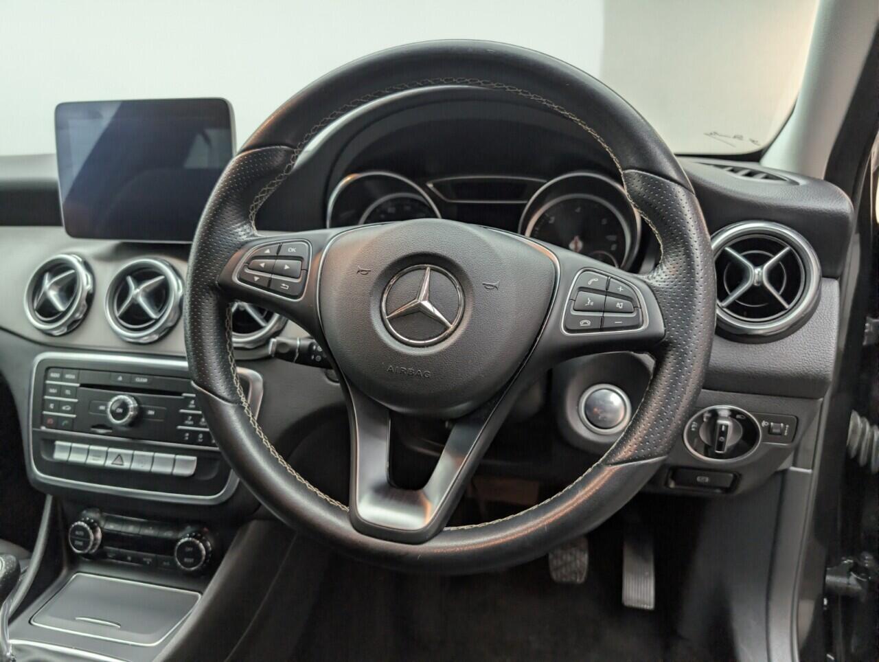 Used Mercedes-Benz GLA 2018 for sale - 76688798: Photo 22