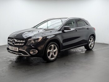 Used Mercedes-Benz GLA 2018 for sale - 76688798: Photo