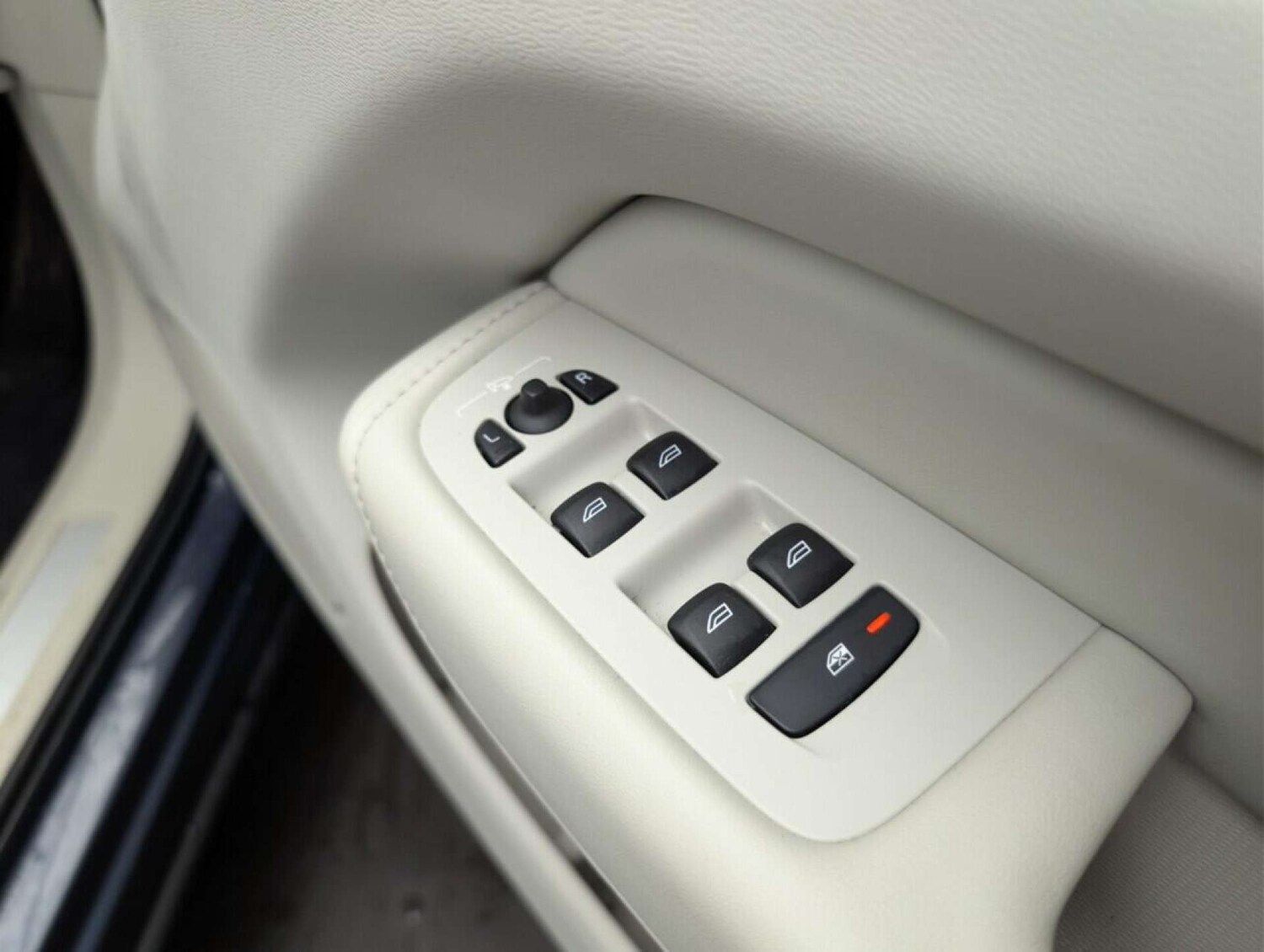 Used Volvo XC60 2022 for sale - 77713824: Photo 20