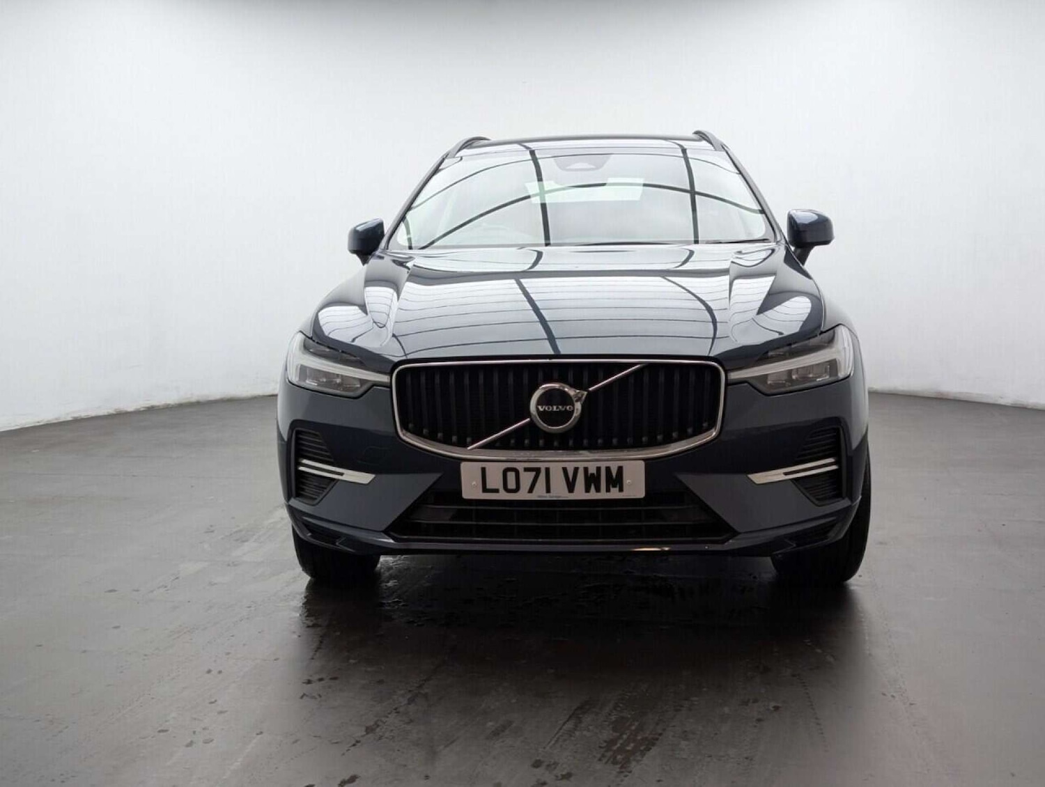 Used Volvo XC60 2022 for sale - 77713824: Photo 3