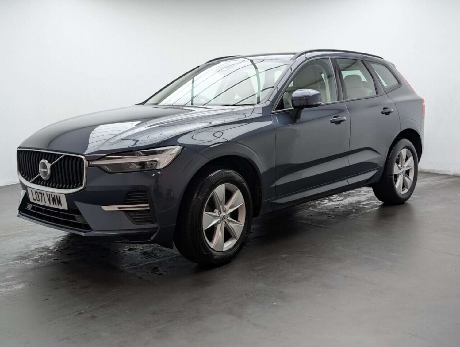 Used Volvo XC60 2022 for sale - 77713824: Photo 4