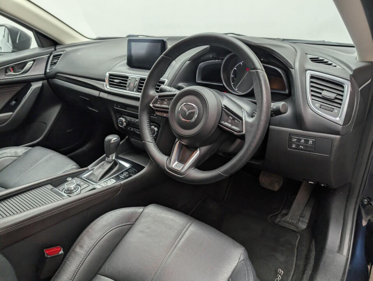 Used Mazda Mazda3 2017 for sale - 76457563: Photo 11