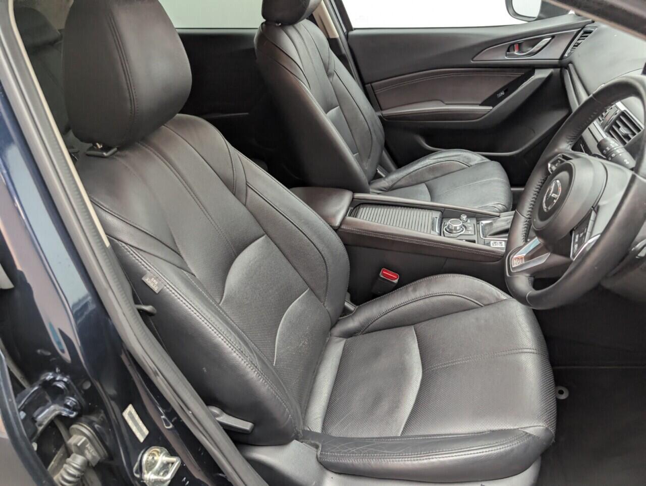 Used Mazda Mazda3 2017 for sale - 76457563: Photo 12