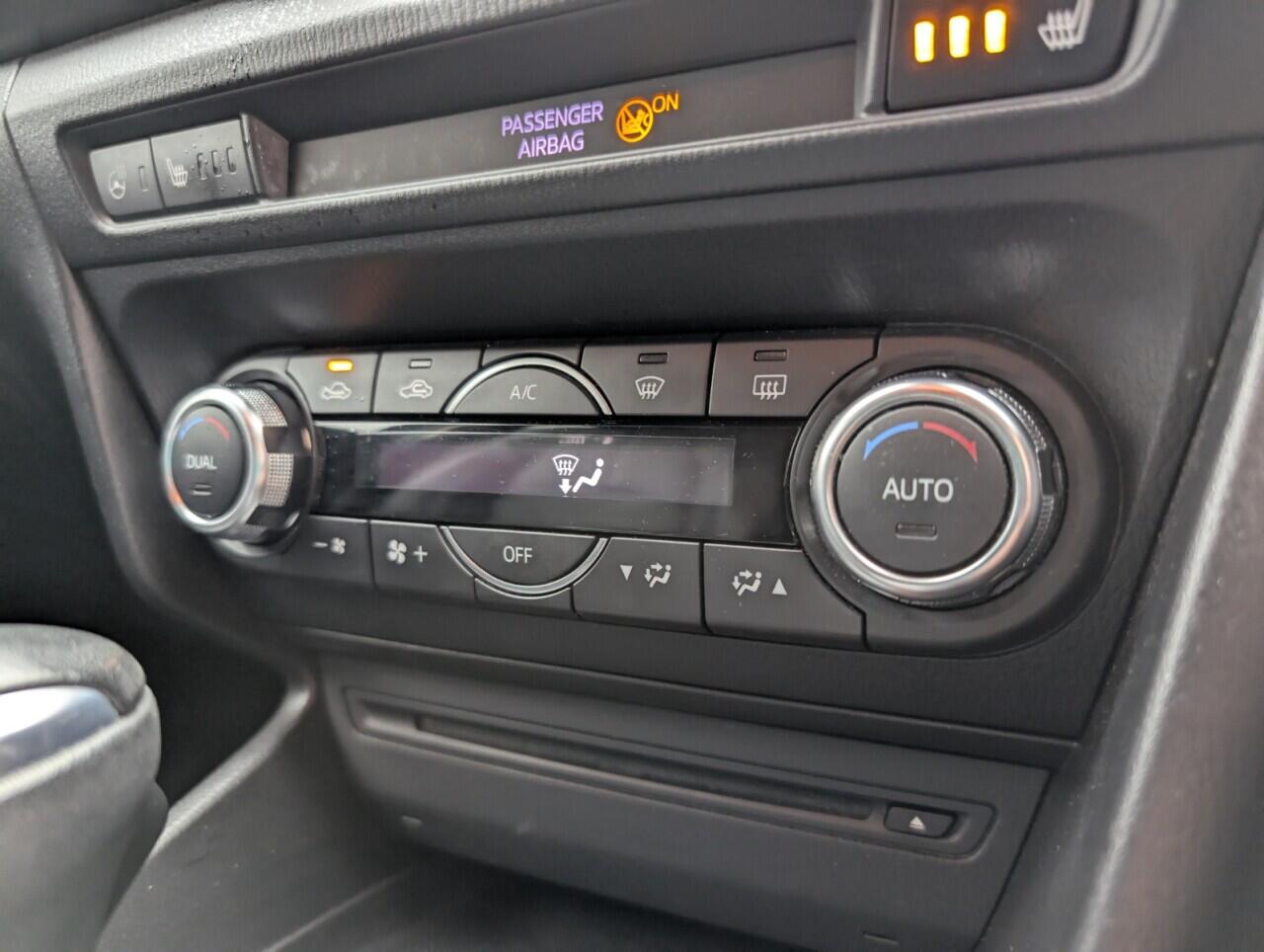 Used Mazda Mazda3 2017 for sale - 76457563: Photo 15