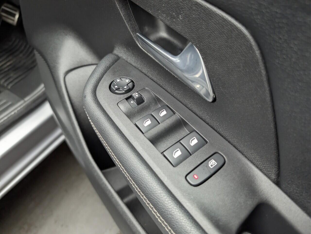 Used Vauxhall Mokka Electric 2022 for sale - 77190952: Photo 22