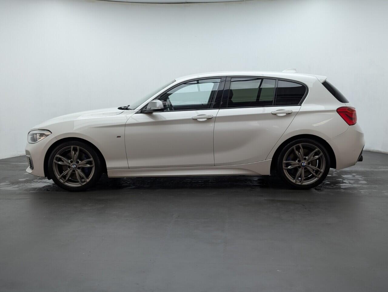 Used BMW 1 Series 2017 for sale - 76998974: Photo 5