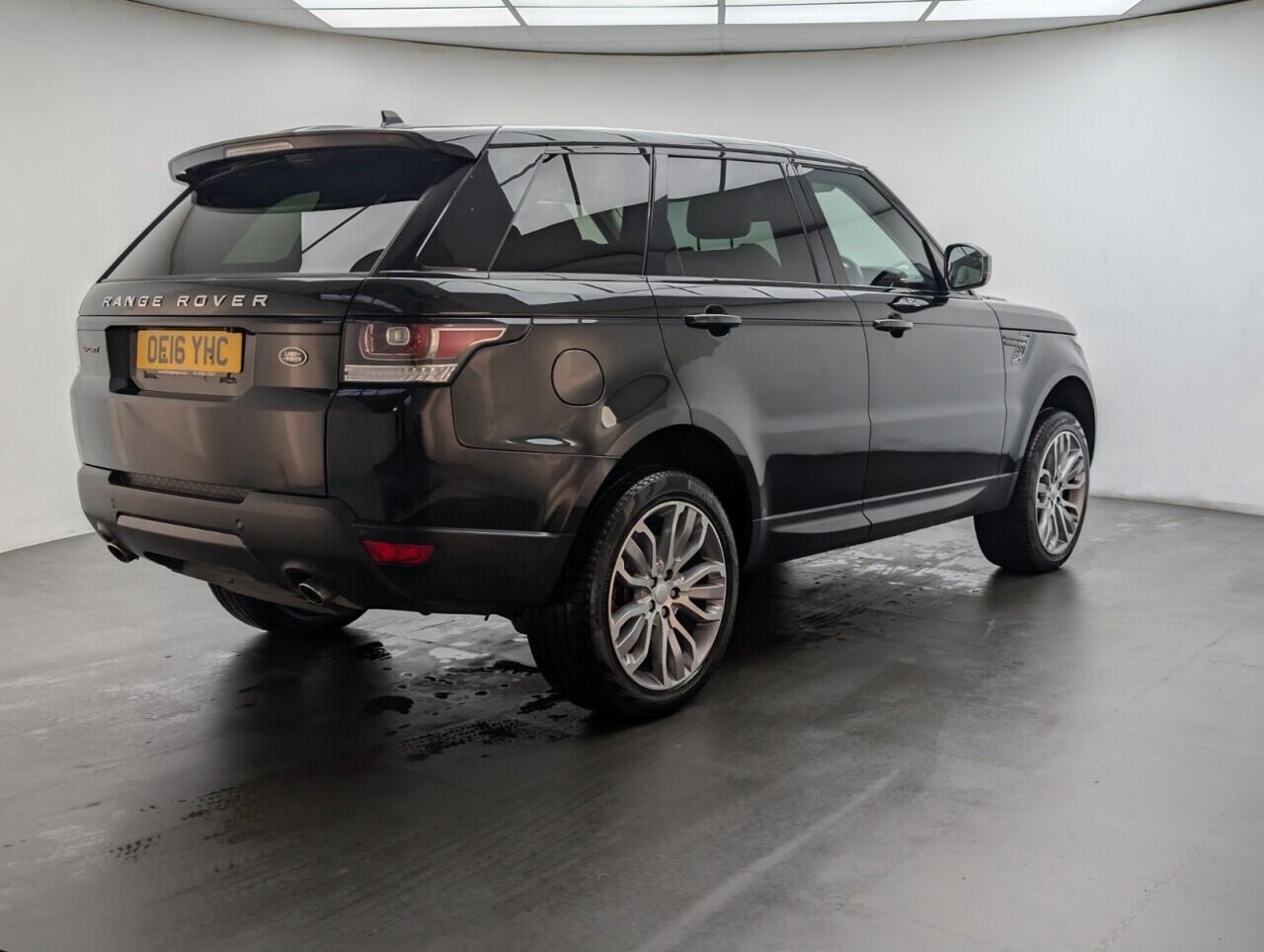 Used Land Rover Range Rover Sport 2016 for sale - 76424688: Photo 19