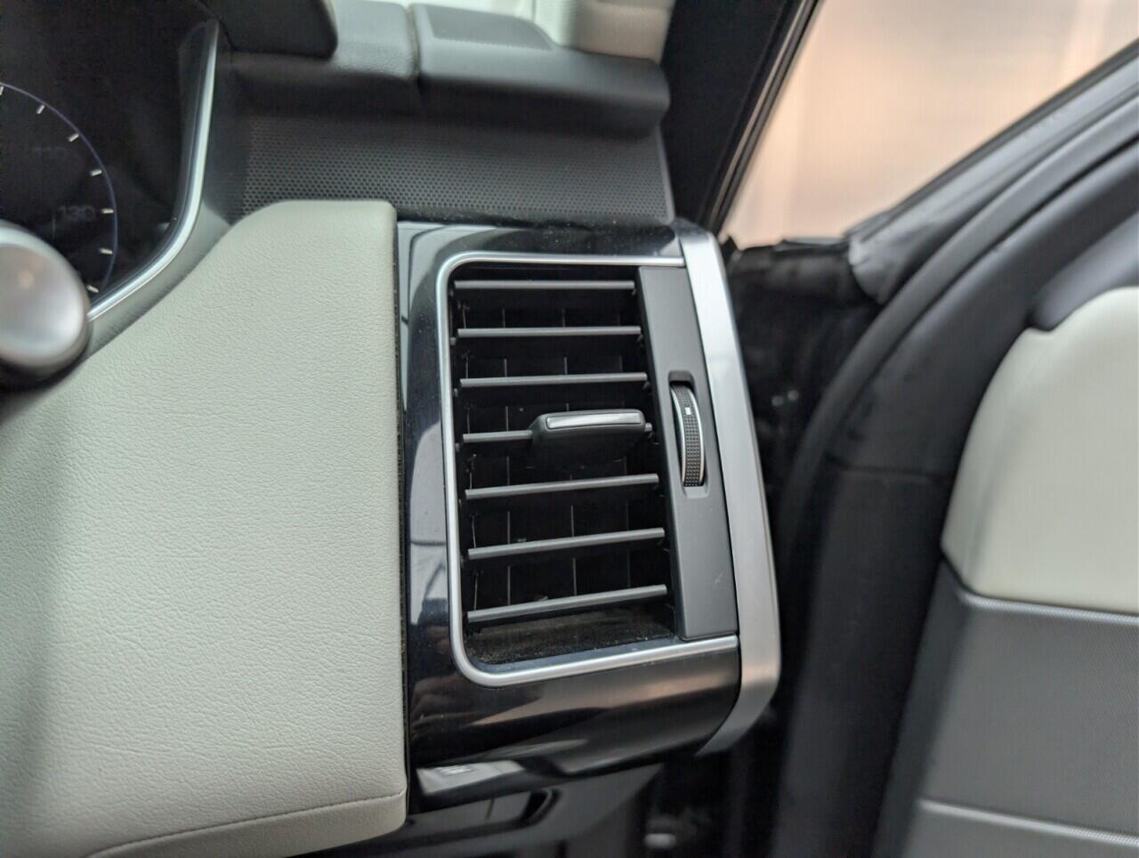 Used Land Rover Range Rover Sport 2016 for sale - 76424688: Photo 32