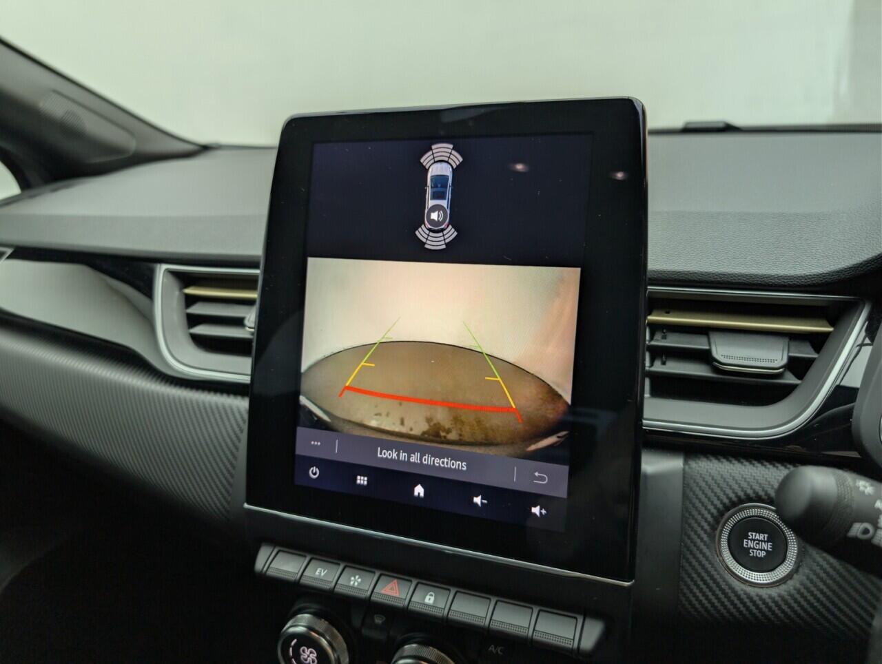 Used Renault Captur 2024 for sale - 76728233: Photo 15