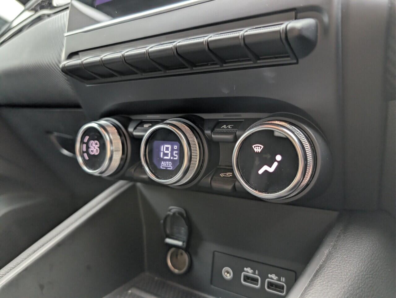 Used Renault Captur 2024 for sale - 76728233: Photo 16