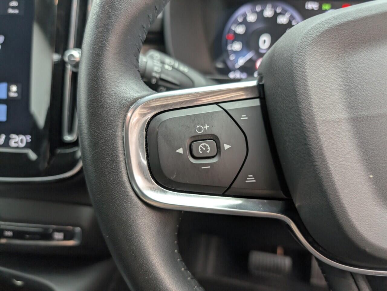 Used Volvo XC40 2020 for sale - 76425398: Photo 19