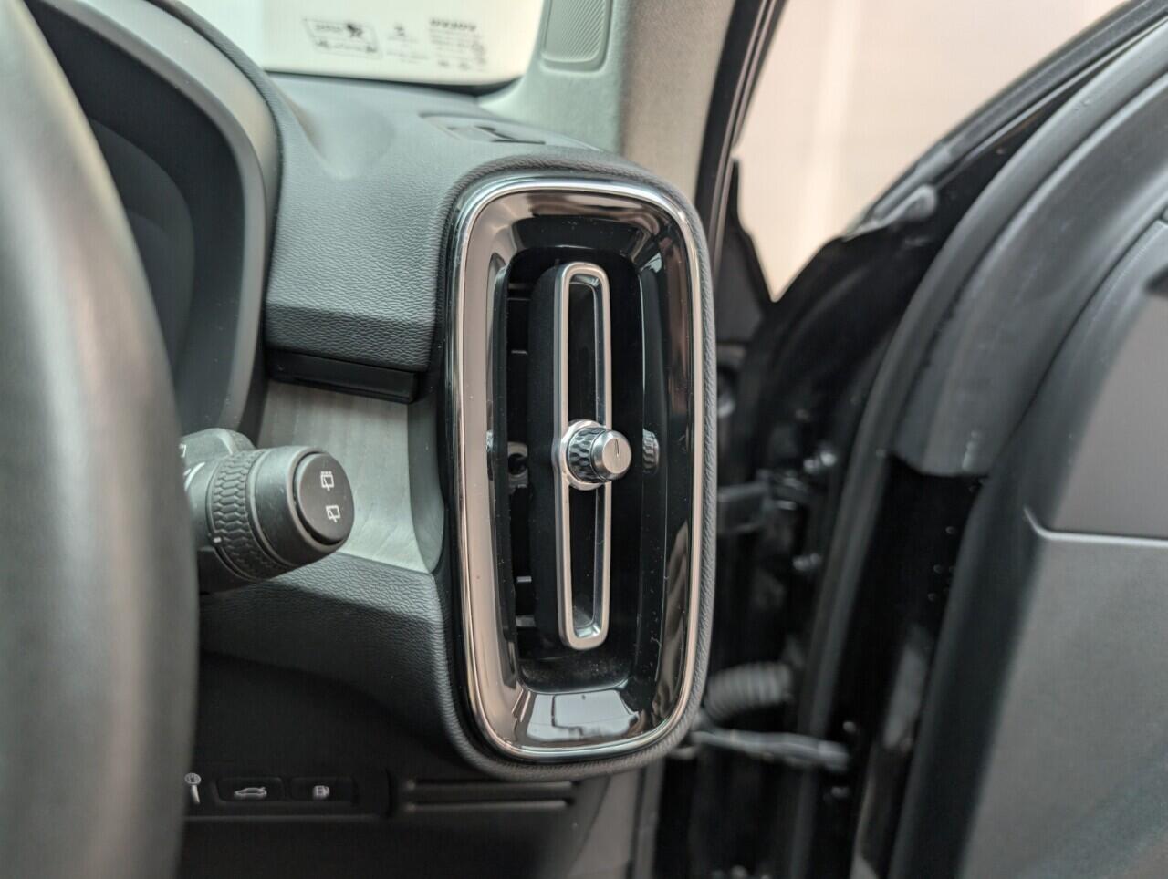 Used Volvo XC40 2020 for sale - 76425398: Photo 21