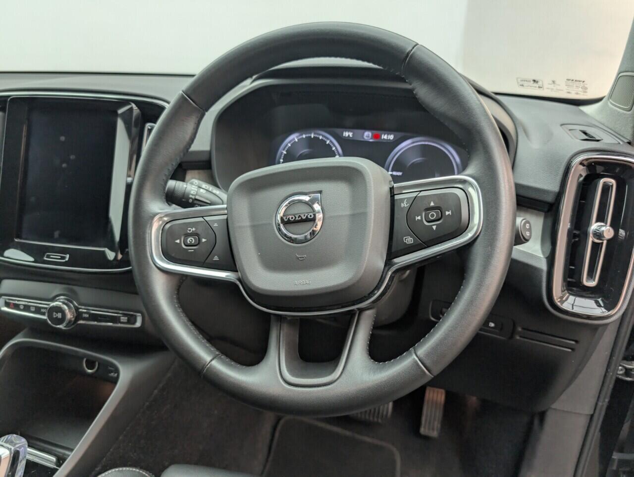 Used Volvo XC40 2020 for sale - 76425398: Photo 24