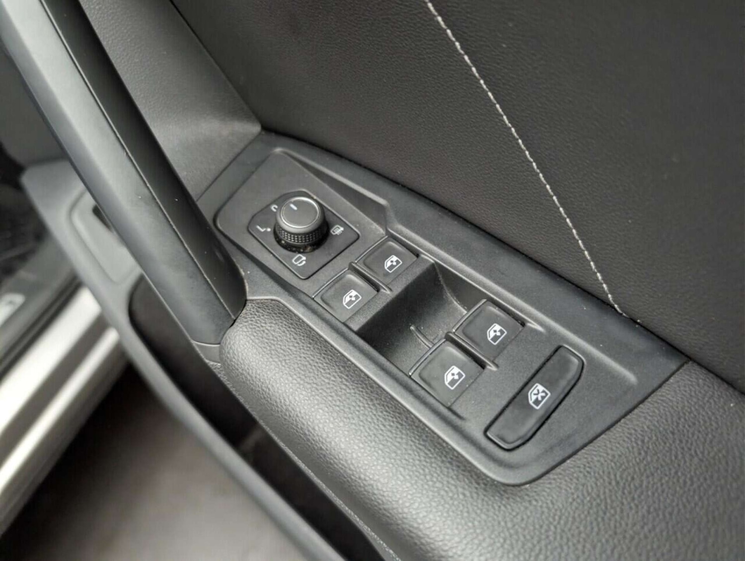 Used Volkswagen Tiguan 2020 for sale - 77880574: Photo 23