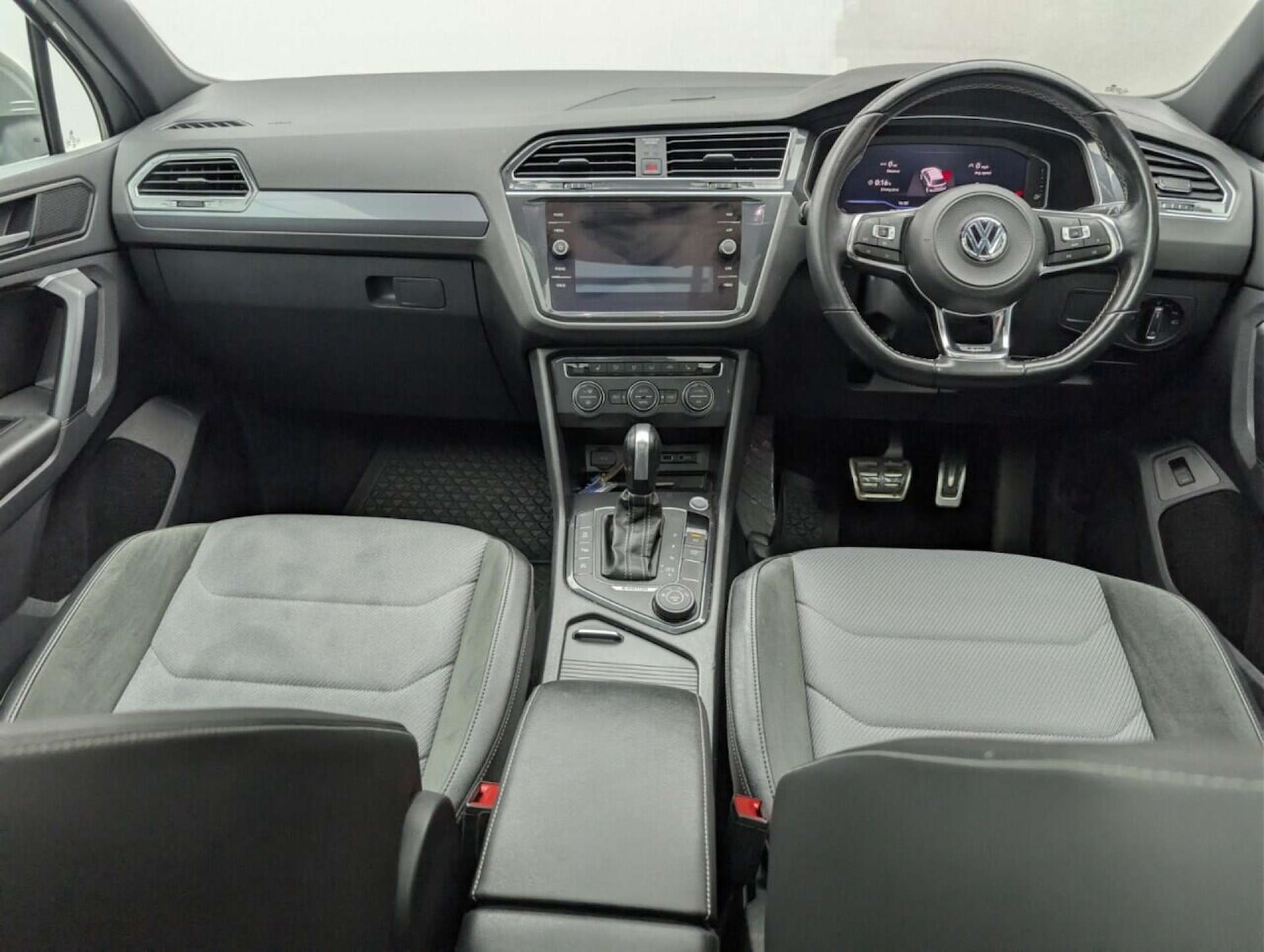 Used Volkswagen Tiguan 2020 for sale - 77880574: Photo 27