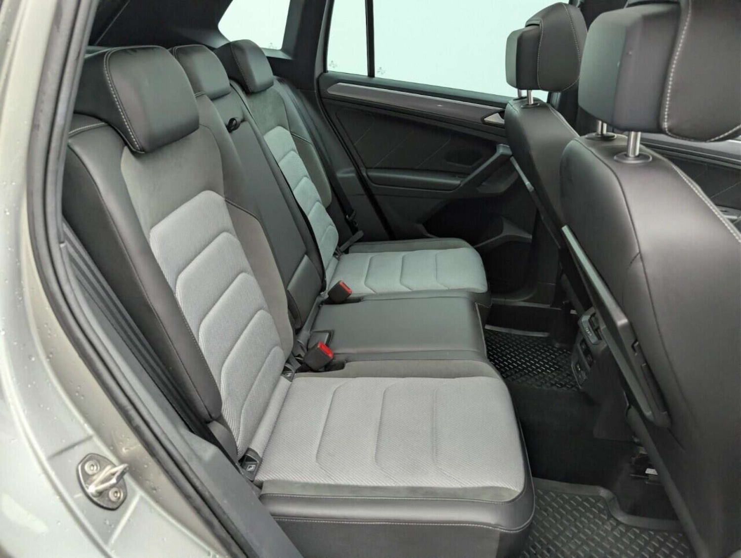 Used Volkswagen Tiguan 2020 for sale - 77880574: Photo 28