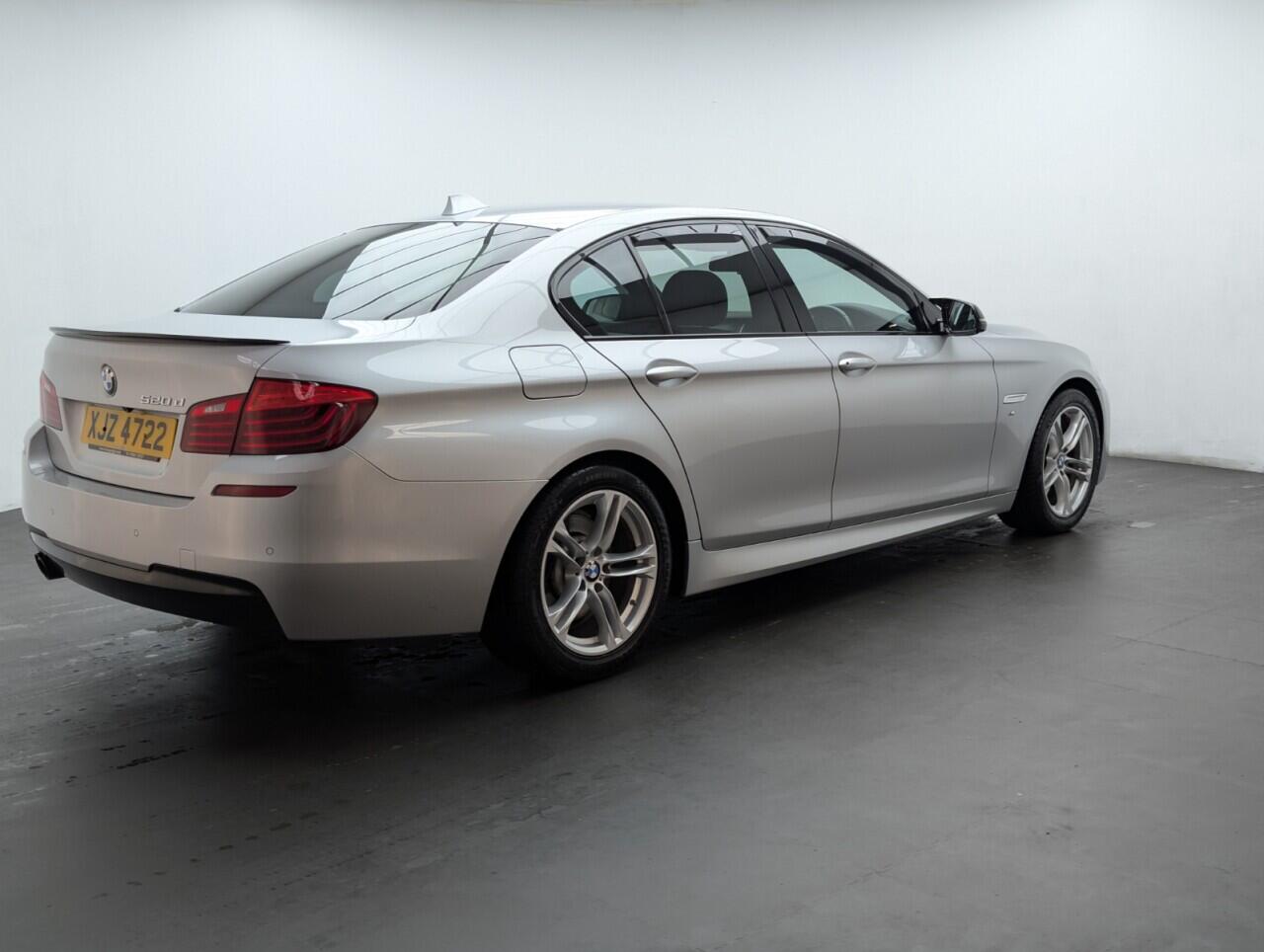 Used BMW 5 Series 2015 for sale - 76423805: Photo 8