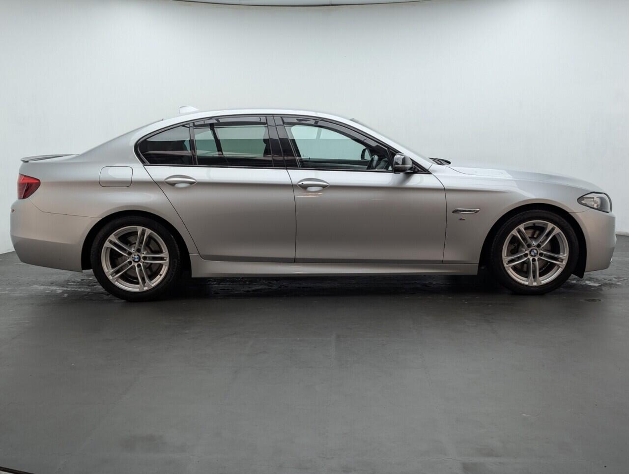 Used BMW 5 Series 2015 for sale - 76423805: Photo 9