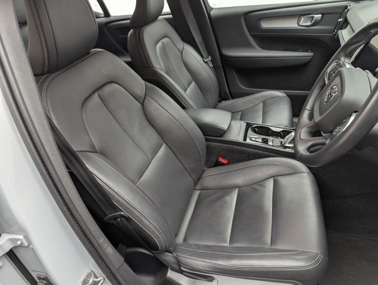 Used Volvo XC40 2021 for sale - 76422545: Photo 12