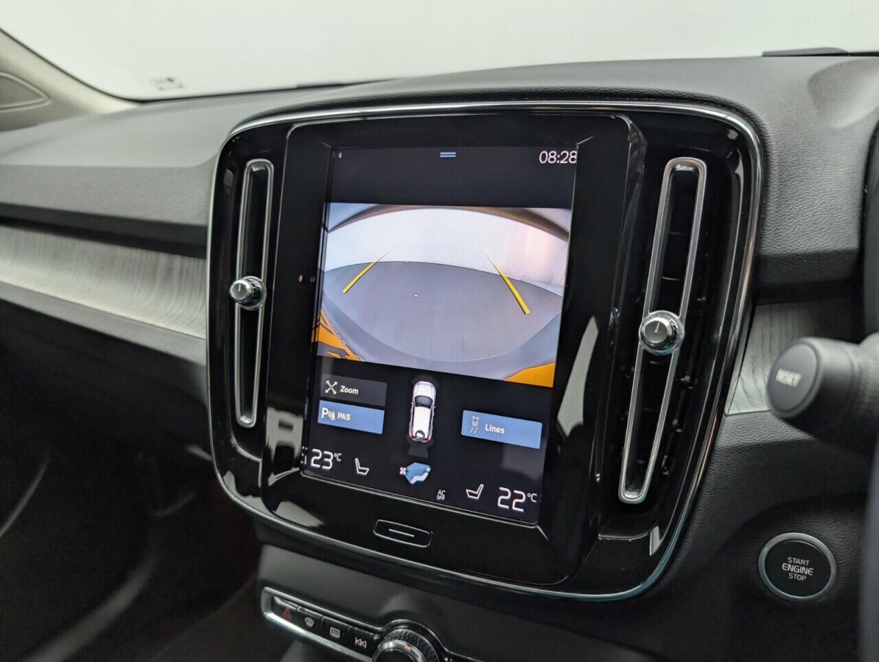 Used Volvo XC40 2021 for sale - 76422545: Photo 15