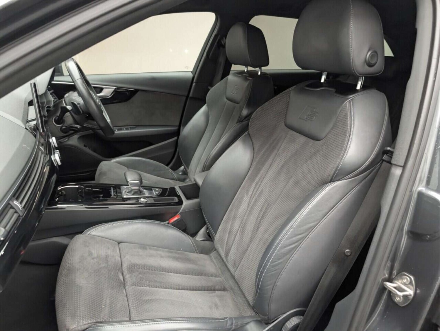 Used Audi A4 2021 for sale - 77713526: Photo 25