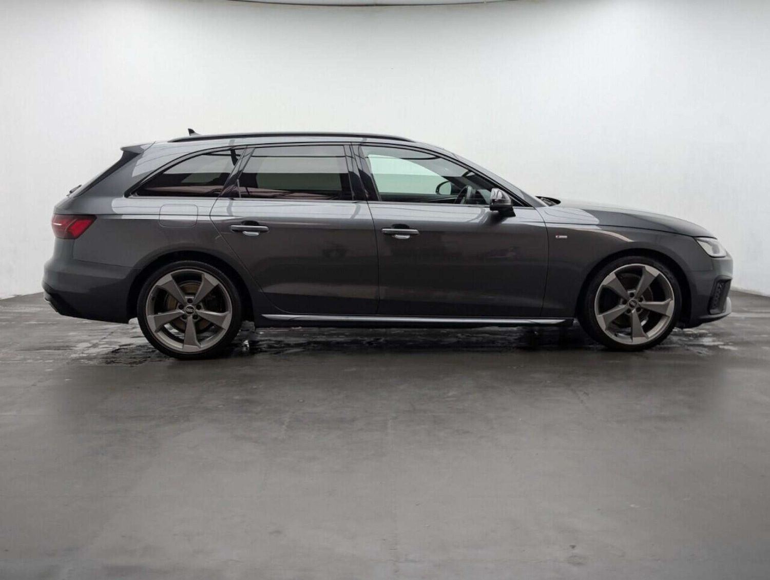 Used Audi A4 2021 for sale - 77713526: Photo 9