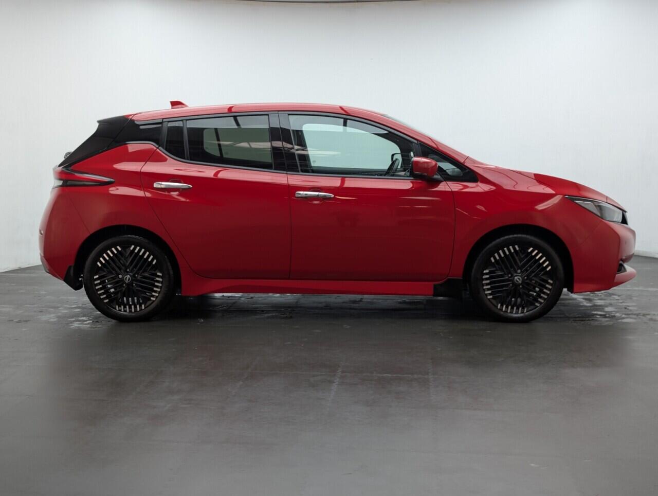 Used Nissan Leaf for sale - 76473578: Photo 9