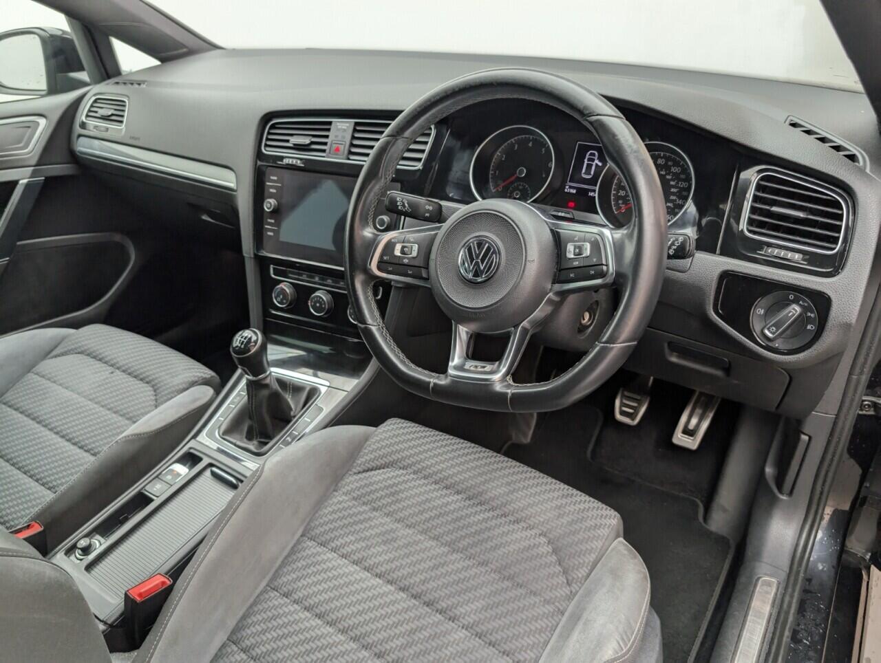 Used Volkswagen Golf 2019 for sale - 76425568: Photo 10