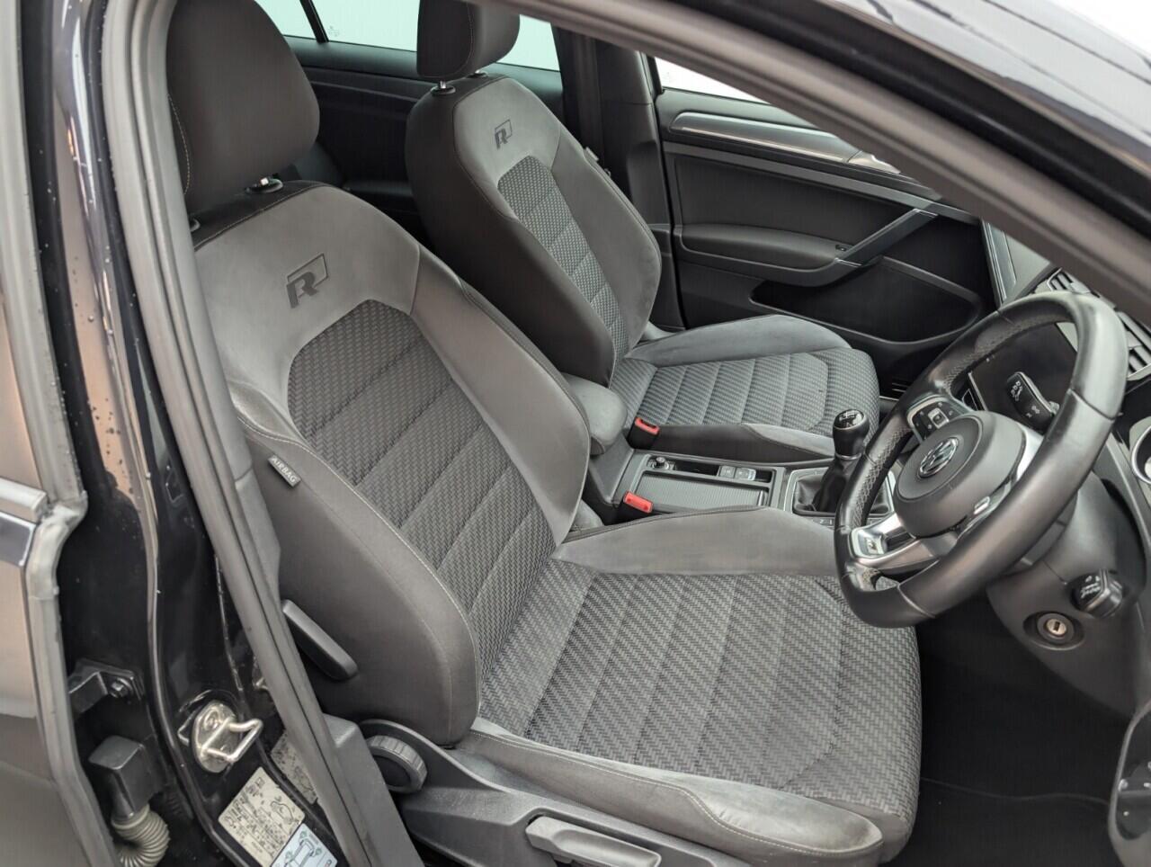 Used Volkswagen Golf 2019 for sale - 76425568: Photo 11