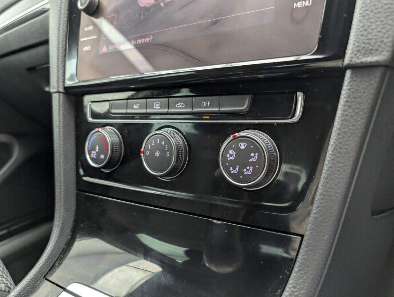 Used Volkswagen Golf 2019 for sale - 76425568: Photo 15