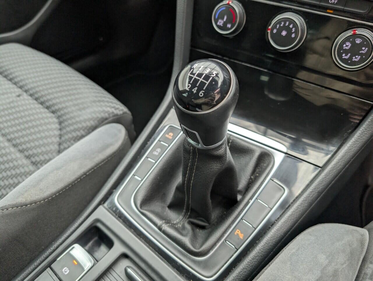 Used Volkswagen Golf 2019 for sale - 76425568: Photo 16