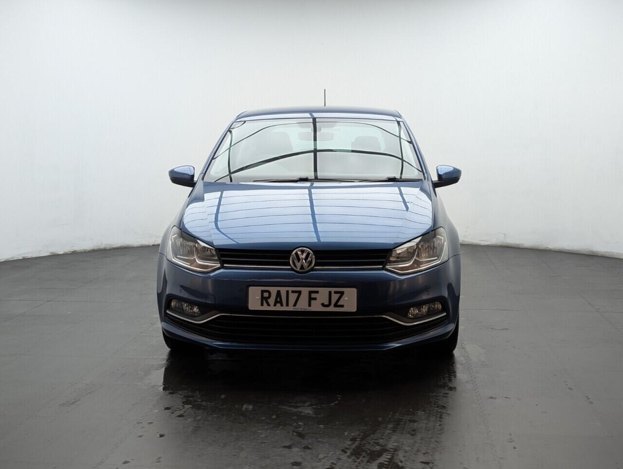 Used Volkswagen Polo 2017 for sale - 76771867: Photo 3