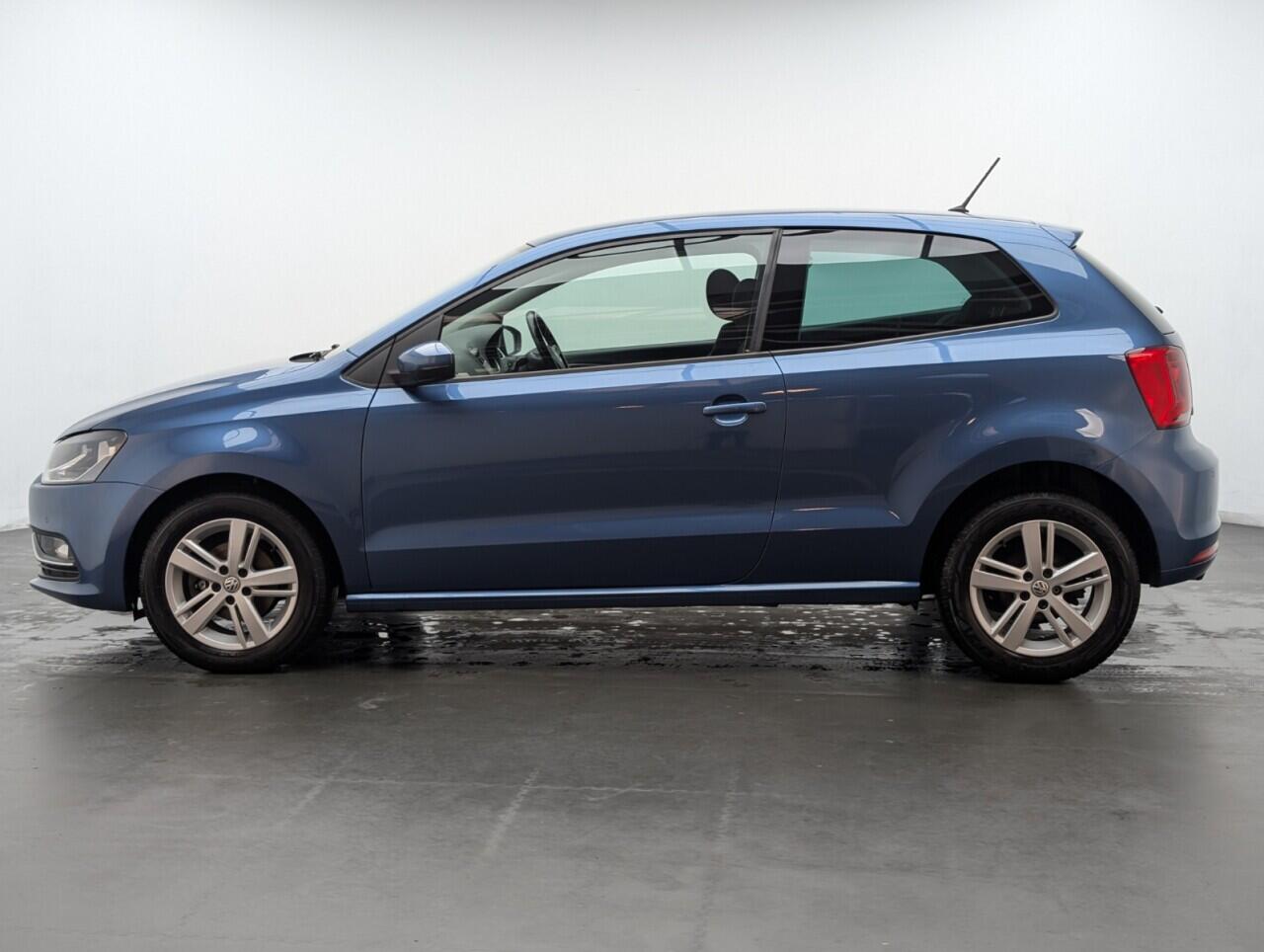 Used Volkswagen Polo 2017 for sale - 76771867: Photo 5