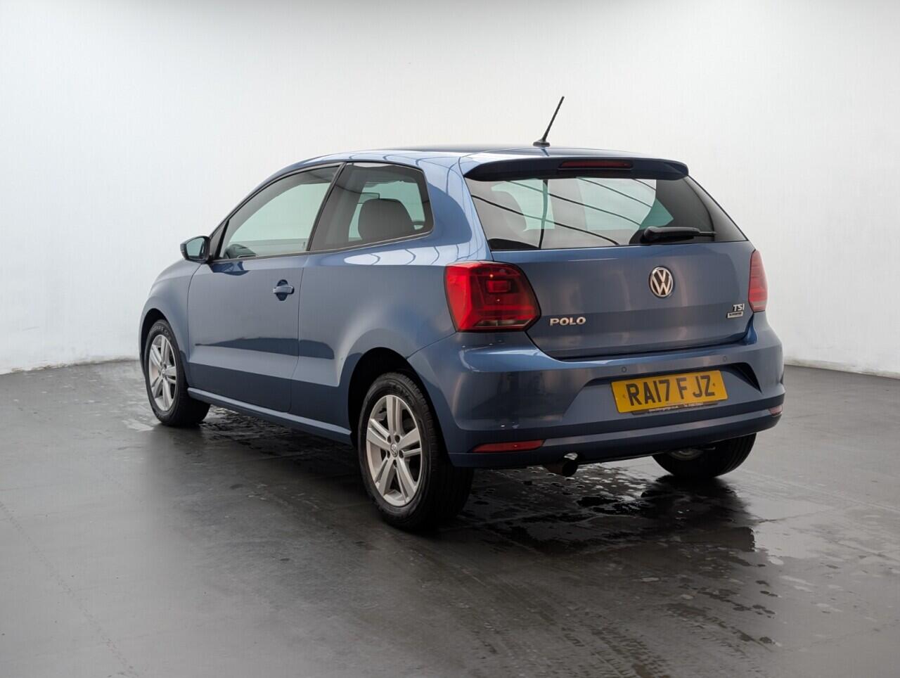 Used Volkswagen Polo 2017 for sale - 76771867: Photo 6