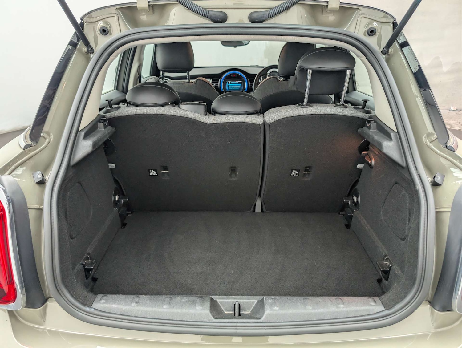 Used MINI Hatch 2018 for sale - 77980243: Photo 18