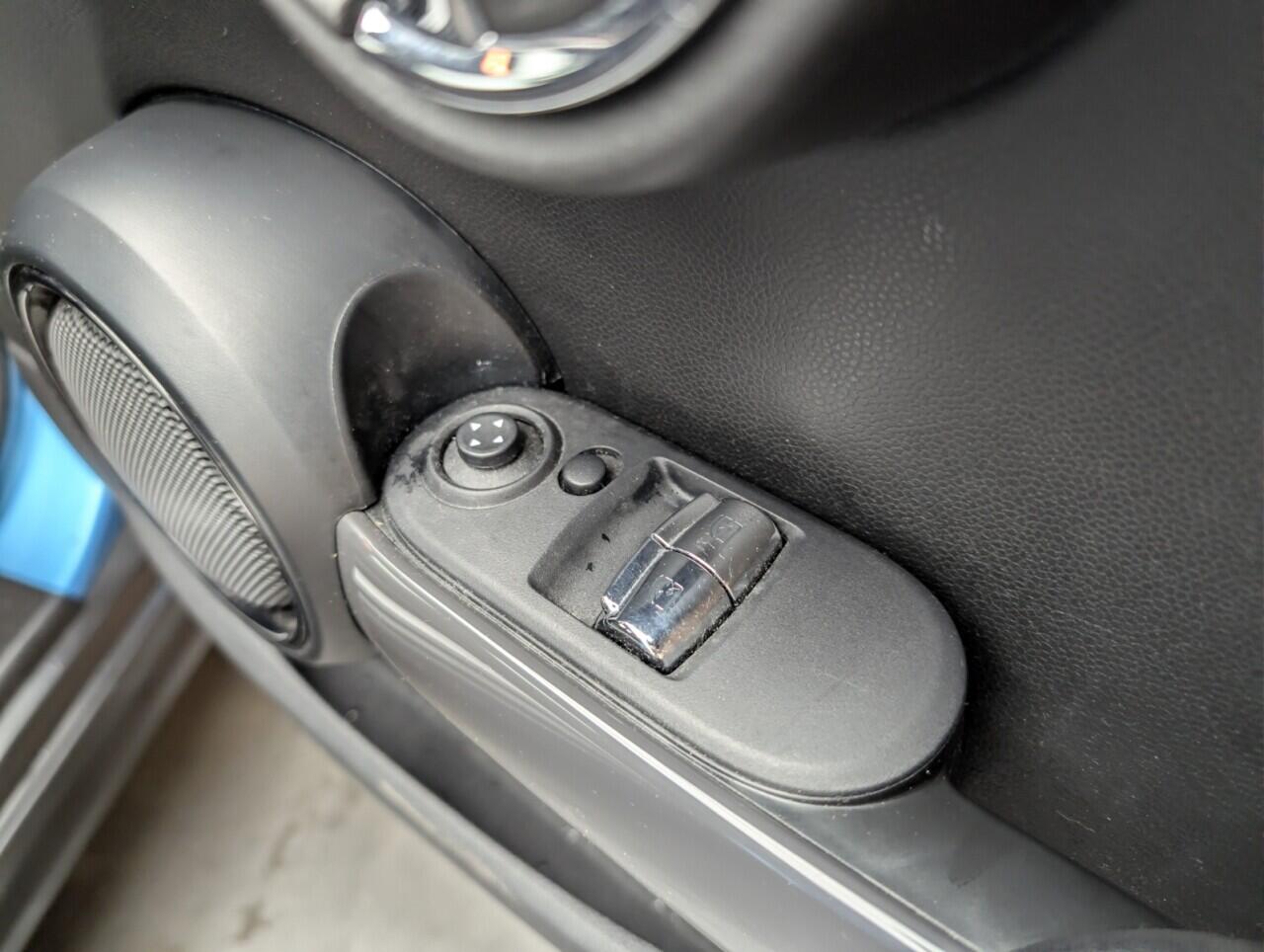 Used MINI Hatch 2018 for sale - 76512862: Photo 18