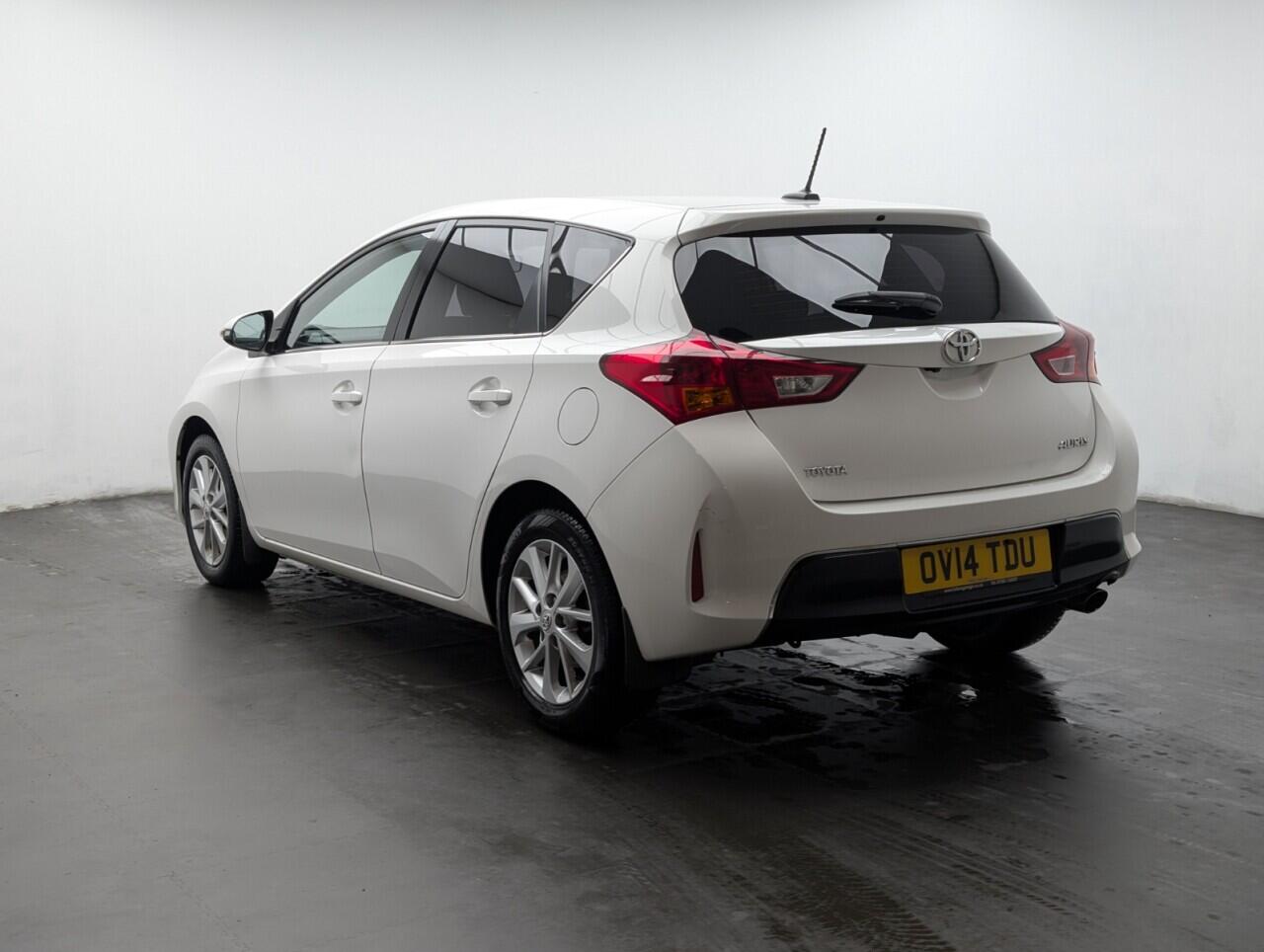 Used Toyota Auris 2014 for sale - 77131012: Photo 17