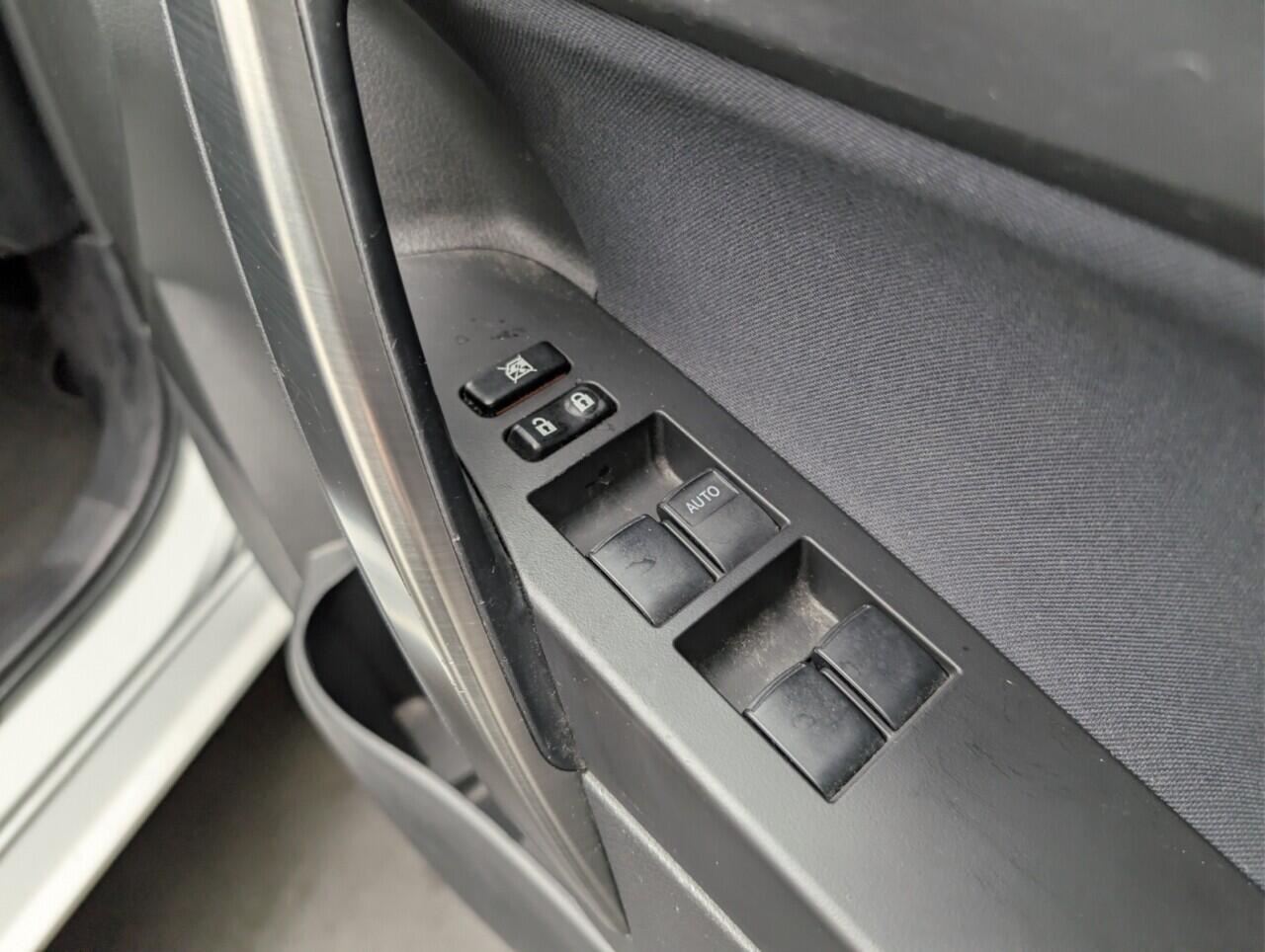 Used Toyota Auris 2014 for sale - 77131012: Photo 33