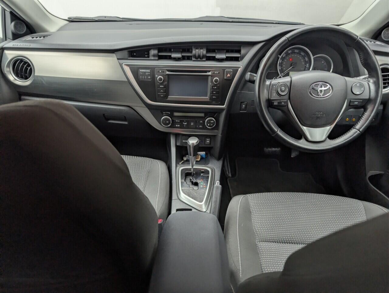 Used Toyota Auris 2014 for sale - 77131012: Photo 35